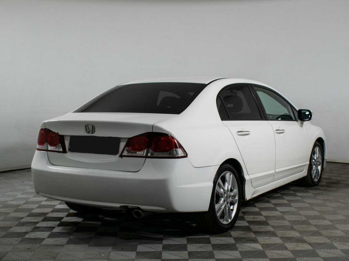 Купить Honda Civic с пробегом. Фото: #4