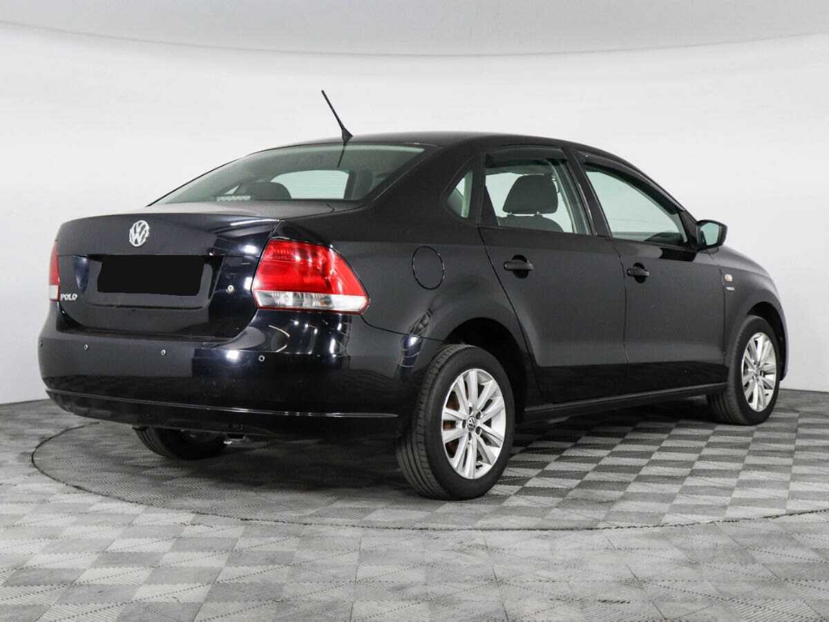 Купить Volkswagen Polo с пробегом. Фото: #2