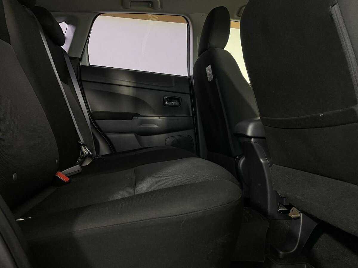 Купить Mitsubishi ASX с пробегом. Фото: #15