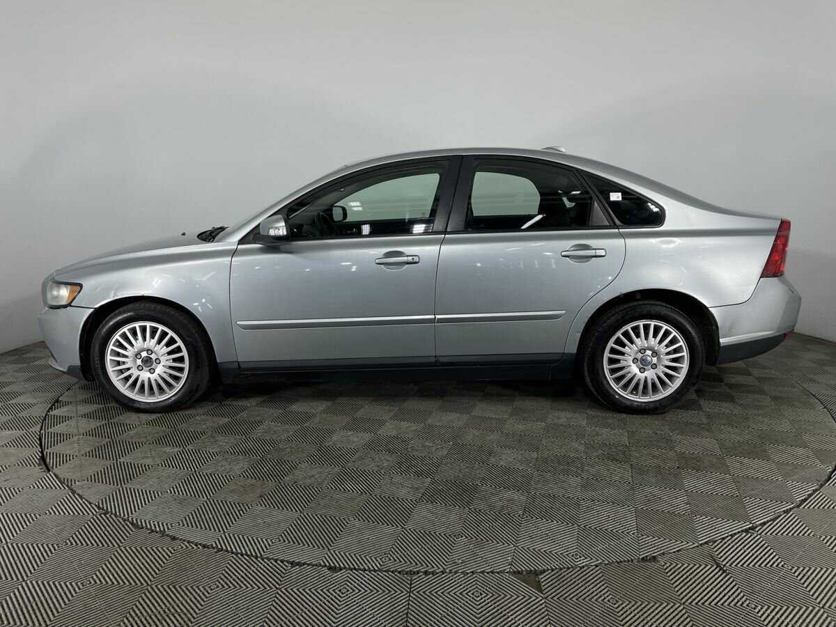 Купить Volvo S40 с пробегом. Фото: #4