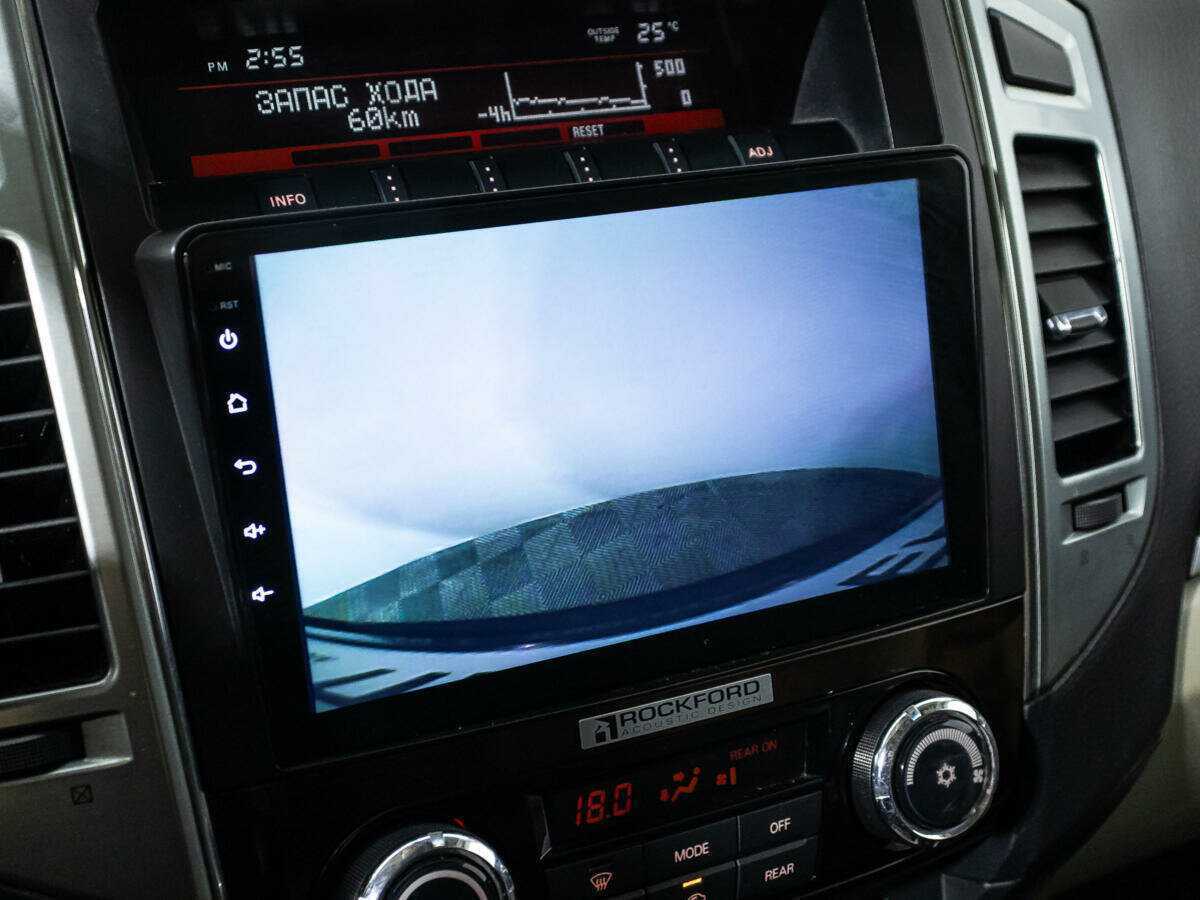 Купить Mitsubishi Pajero с пробегом. Фото: #15