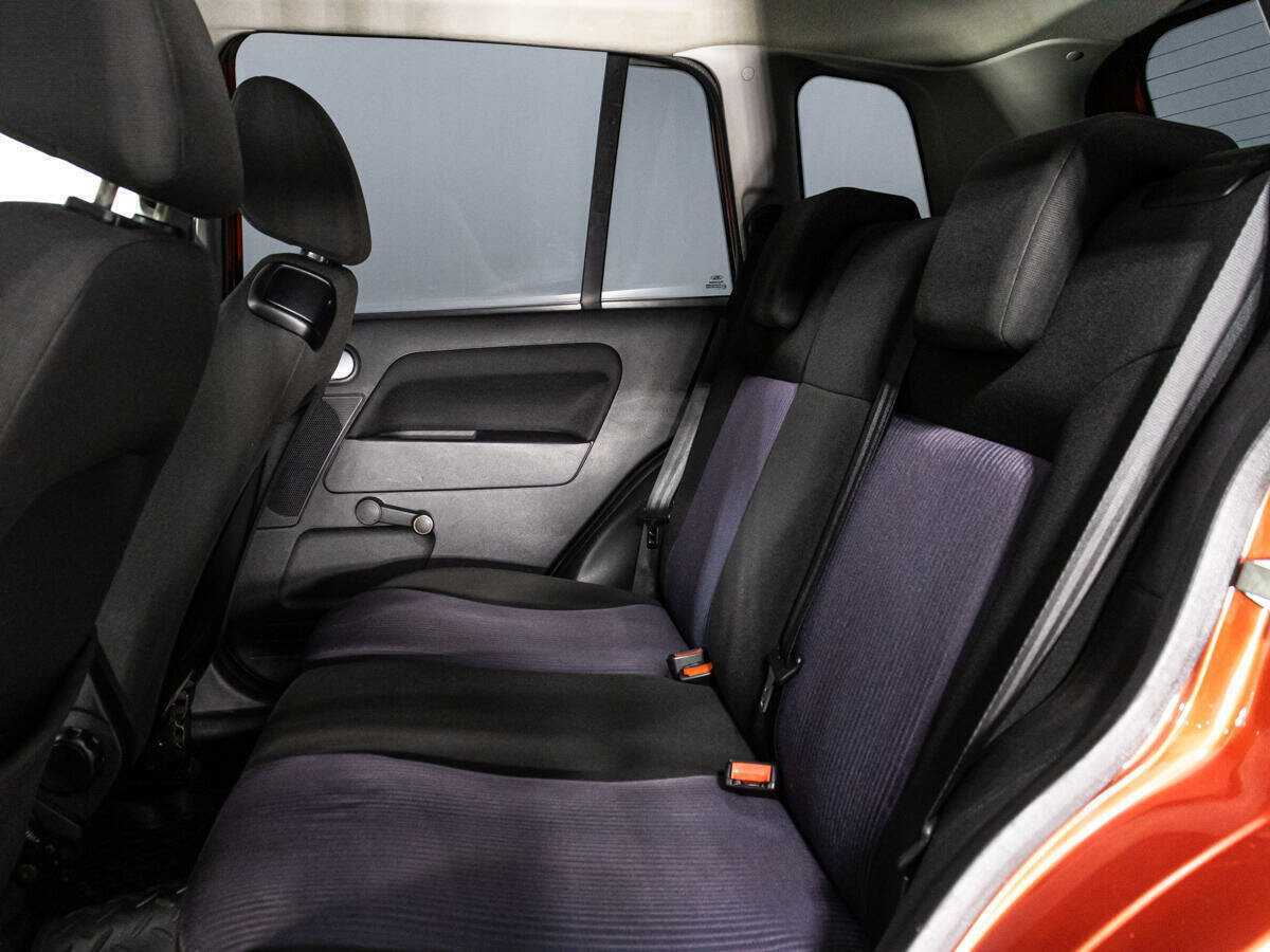 Купить Ford Fusion с пробегом. Фото: #9
