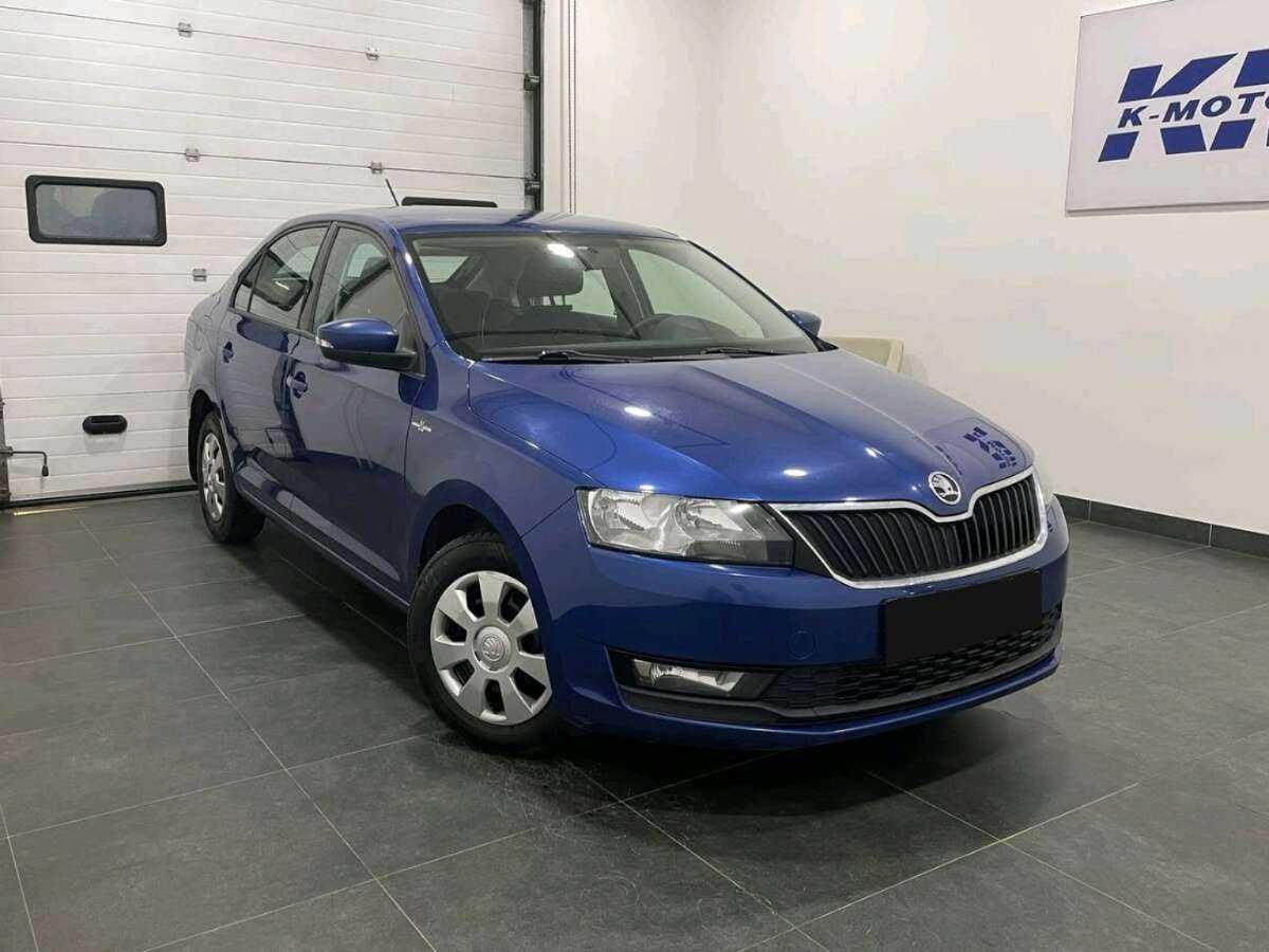 Купить Skoda Rapid с пробегом. Фото: #2