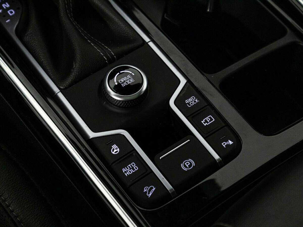 Купить Kia Sorento с пробегом. Фото: #25