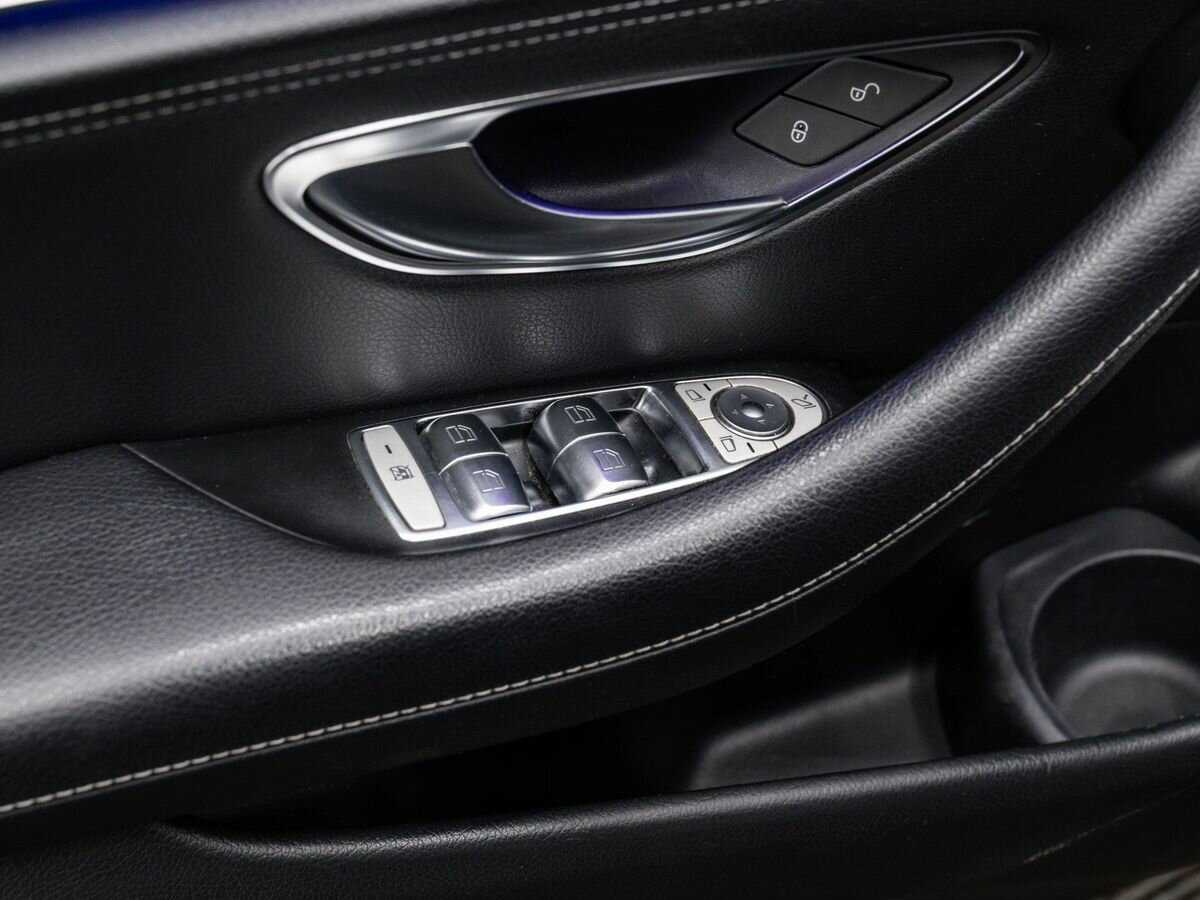 Купить Mercedes-Benz E-Класс с пробегом. Фото: #14