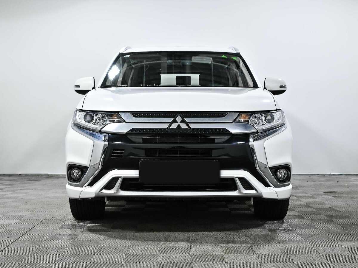 Купить Mitsubishi Outlander с пробегом. Фото: #1
