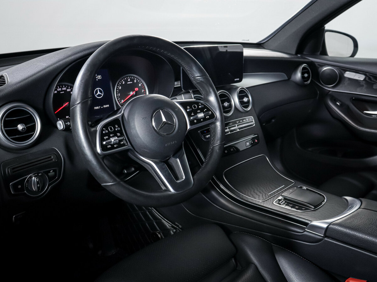 Купить Mercedes-Benz GLC с пробегом. Фото: #11