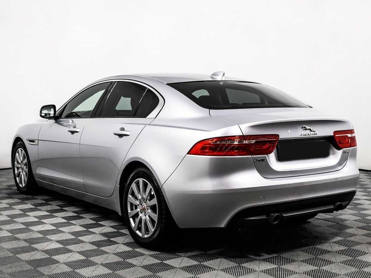 Купить Jaguar XE с пробегом. Фото: #6