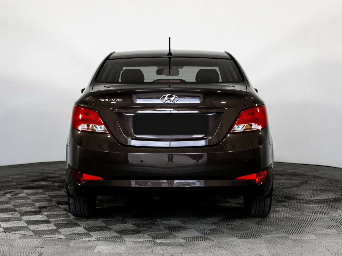Купить Hyundai Solaris с пробегом. Фото: #4