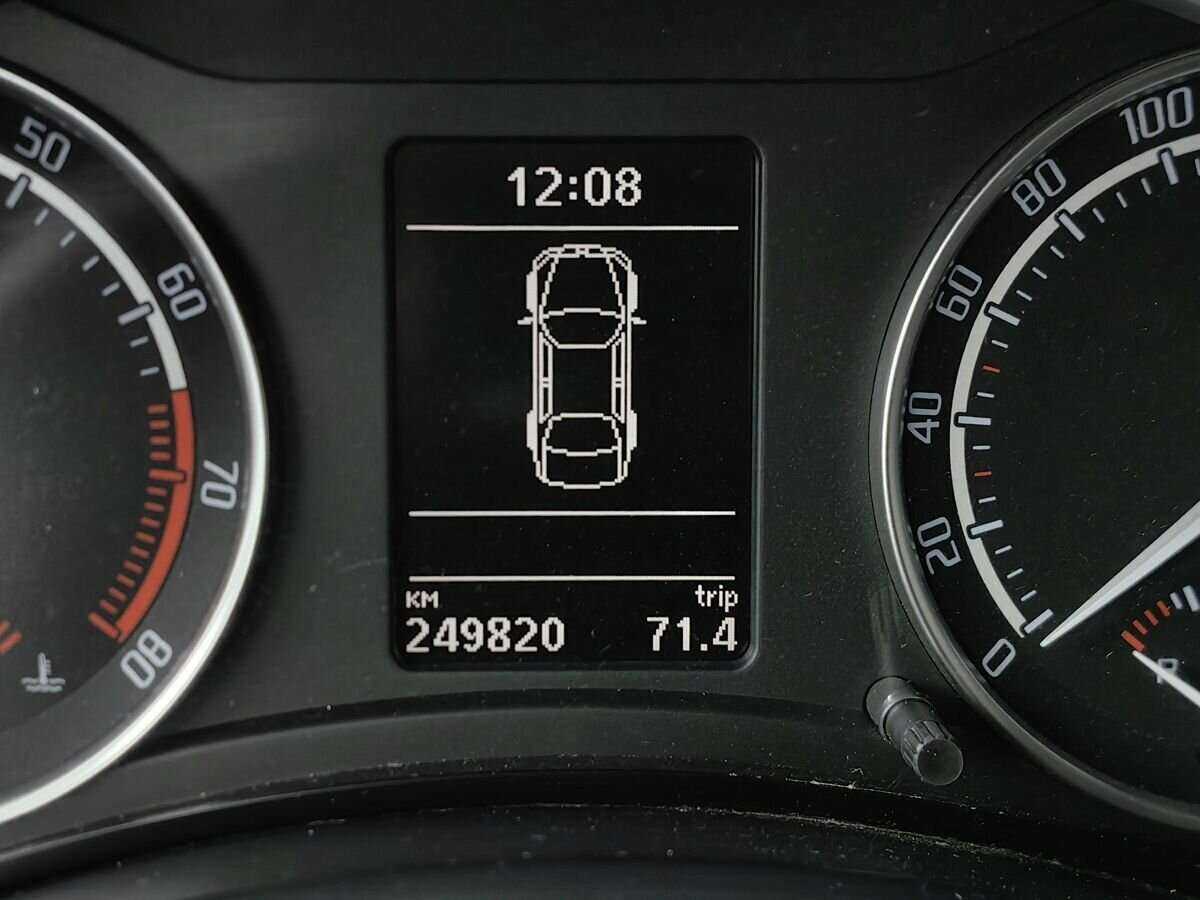 Купить Skoda Octavia RS с пробегом. Фото: #15