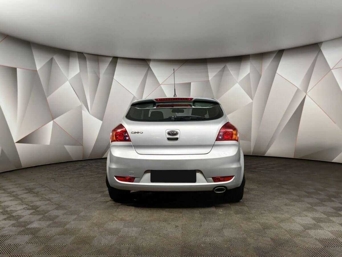Купить Kia Ceed с пробегом. Фото: #7