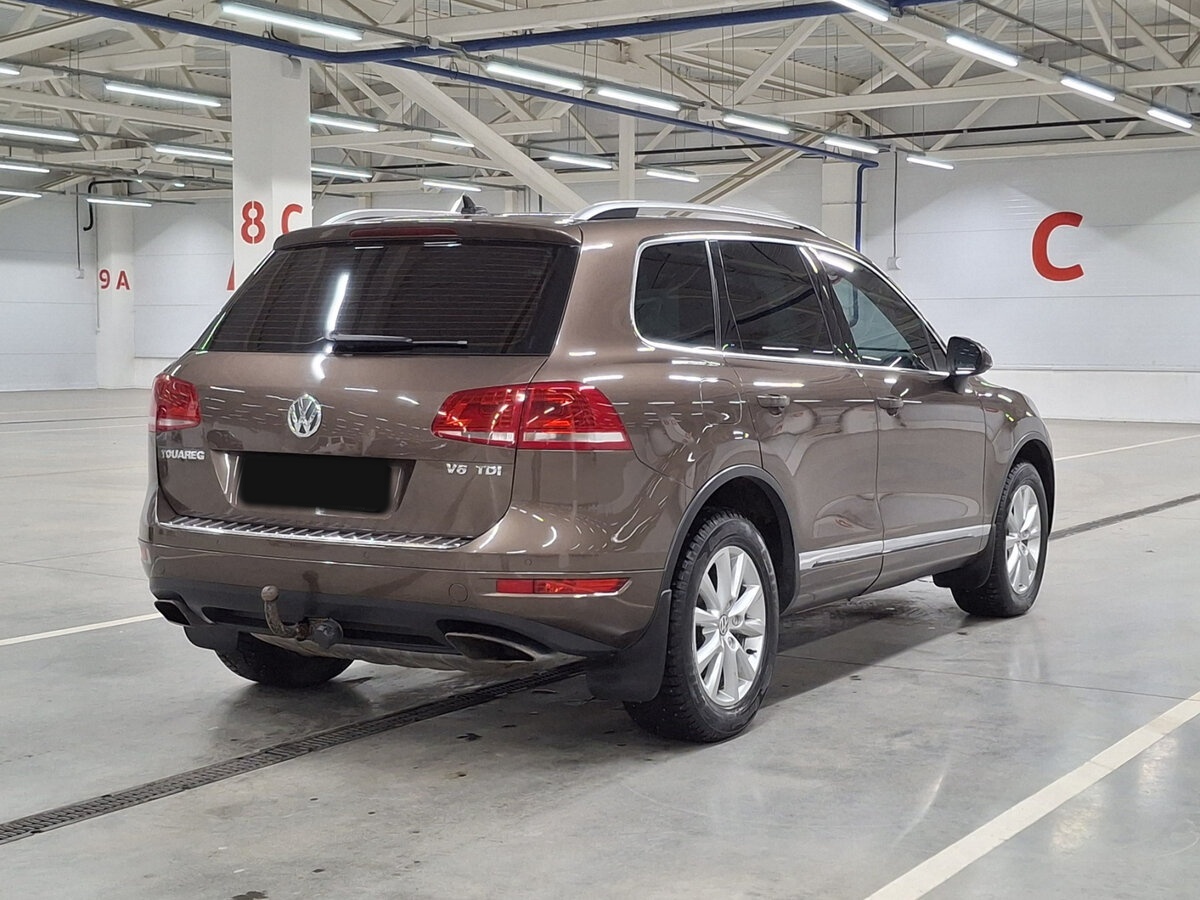 Купить Volkswagen Touareg с пробегом. Фото: #4