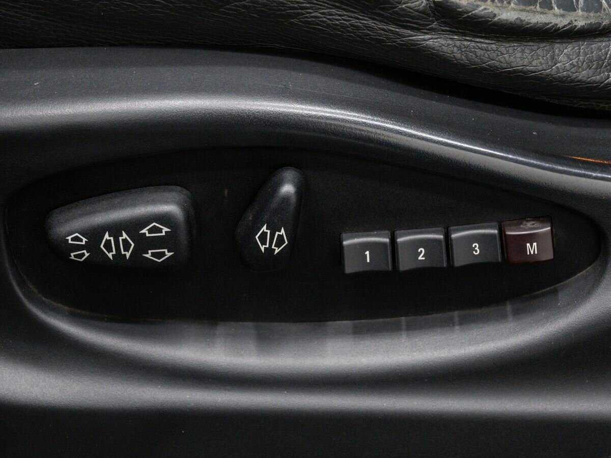 Купить BMW X5 с пробегом. Фото: #16