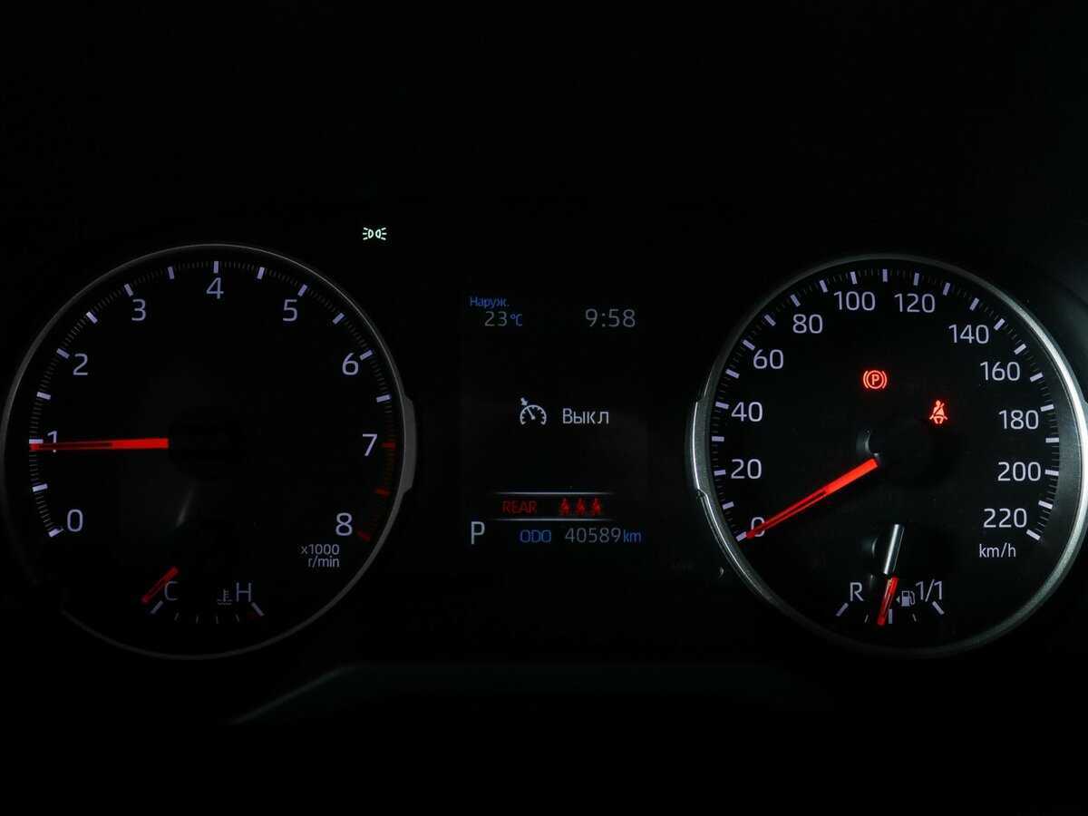 Купить Toyota RAV4 с пробегом. Фото: #10