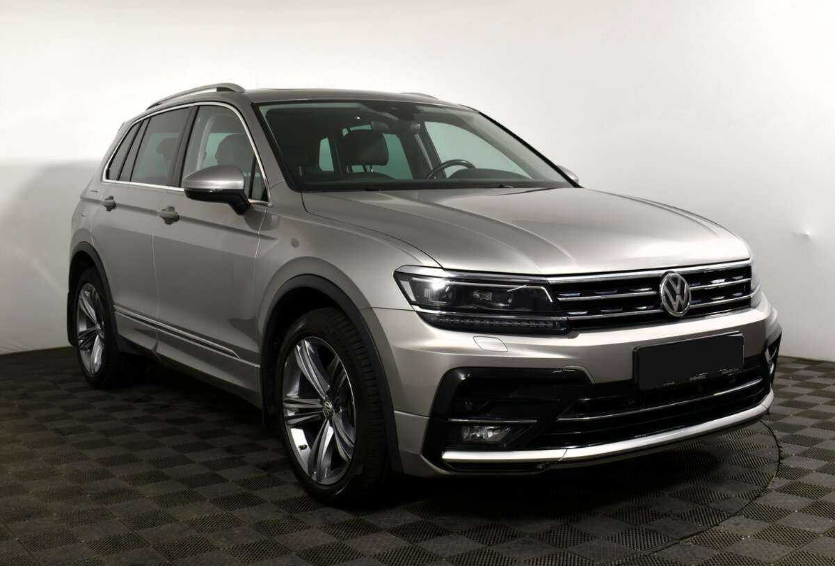 Купить Volkswagen Tiguan с пробегом. Фото: #2