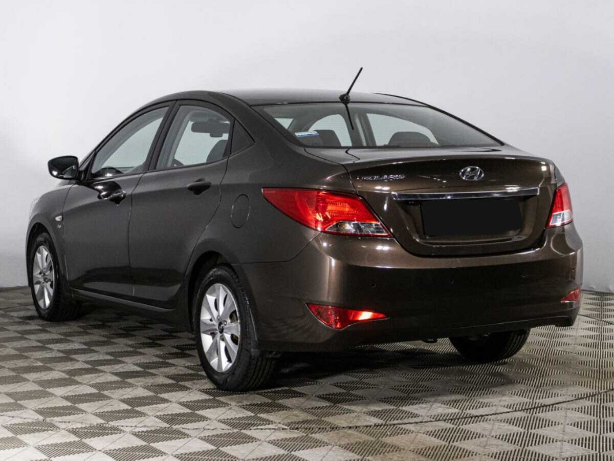 Купить Hyundai Solaris с пробегом. Фото: #6