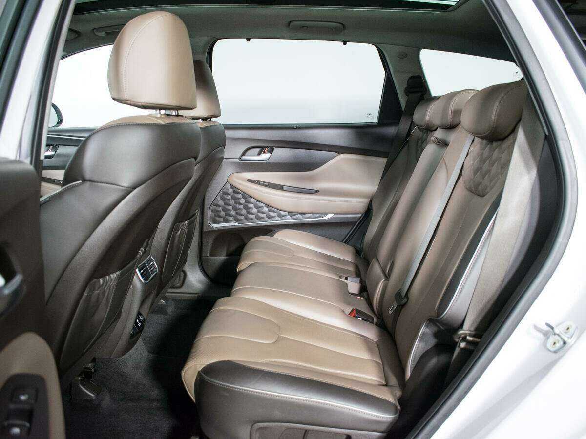 Купить Hyundai Santa Fe с пробегом. Фото: #9