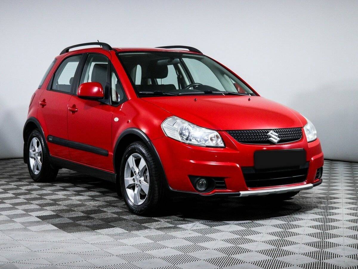 Купить Suzuki SX4 с пробегом. Фото: #2