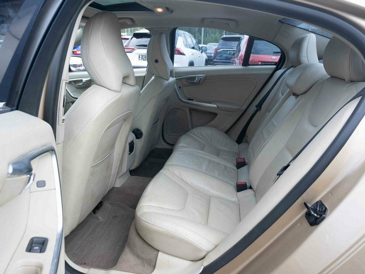 Купить Volvo S60 с пробегом. Фото: #7