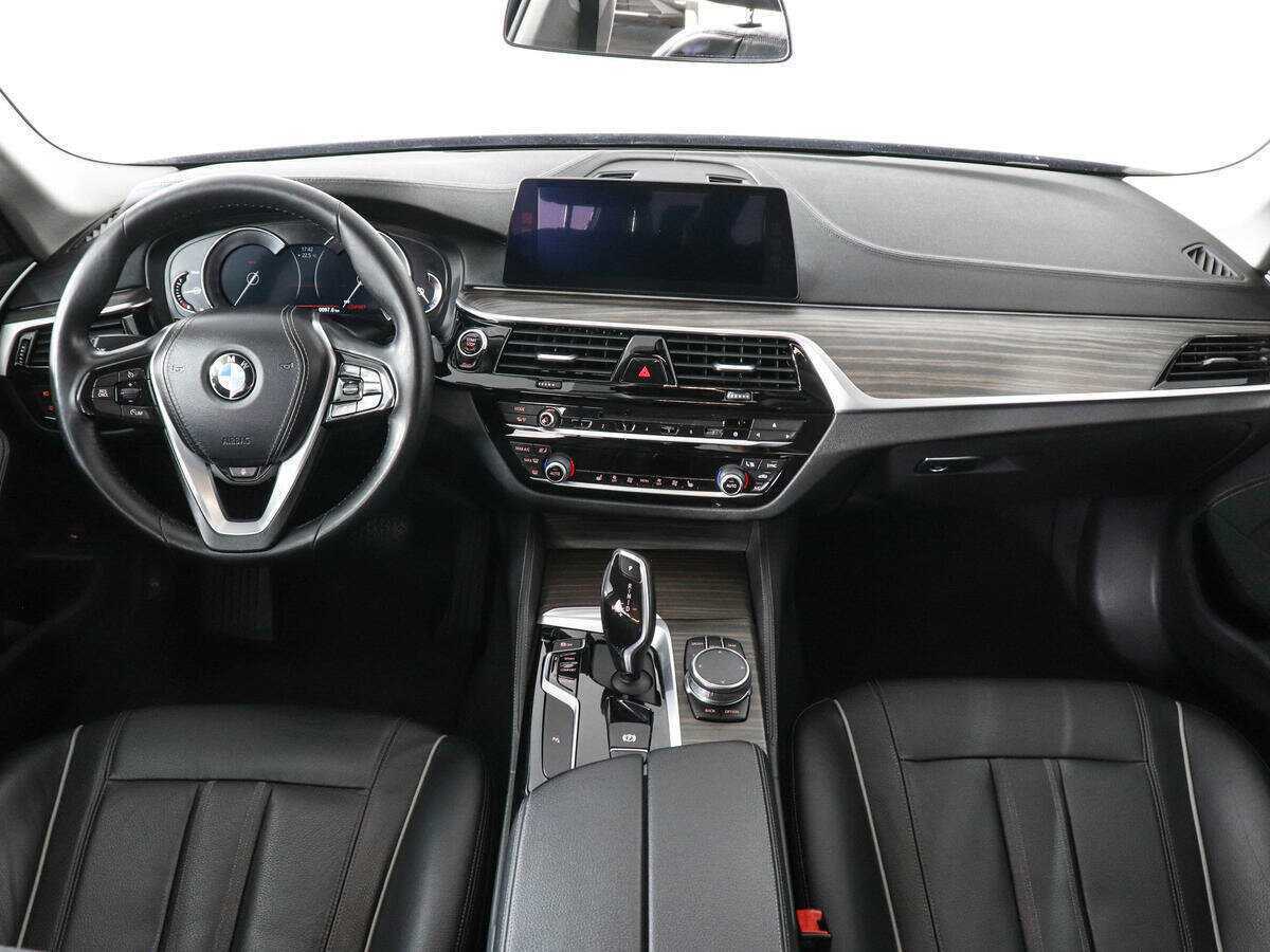 Купить BMW 5 серии с пробегом. Фото: #10