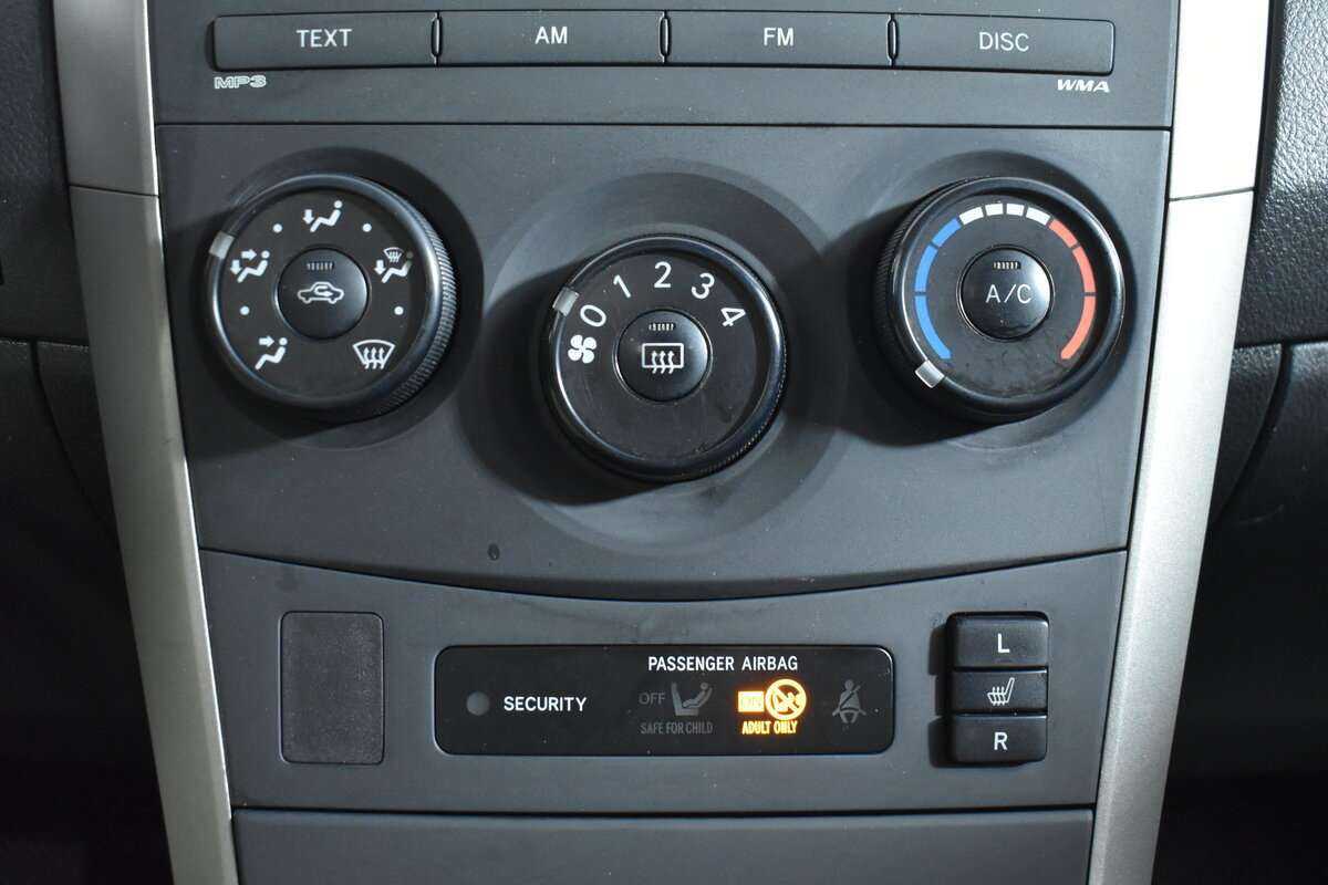 Купить Toyota Corolla с пробегом. Фото: #12