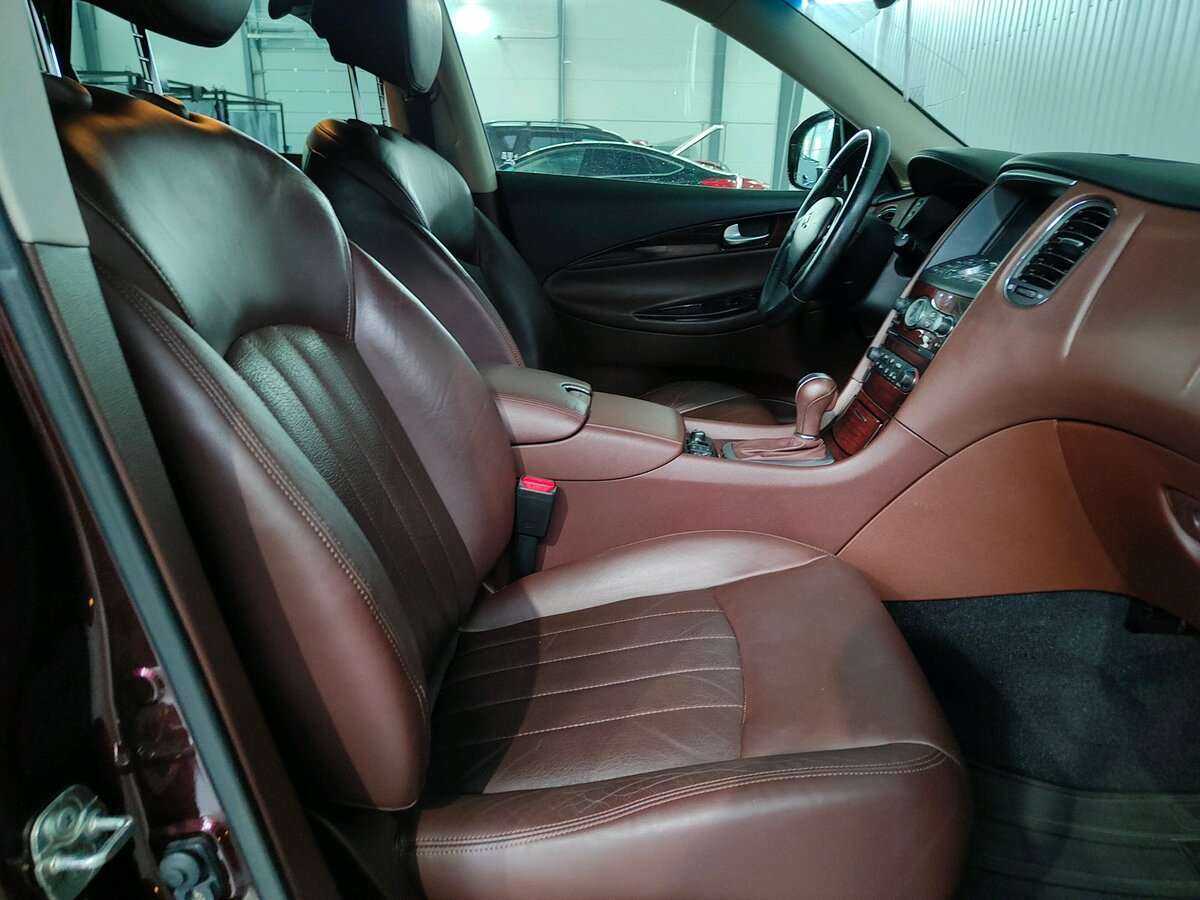 Купить Infiniti QX50 с пробегом. Фото: #11