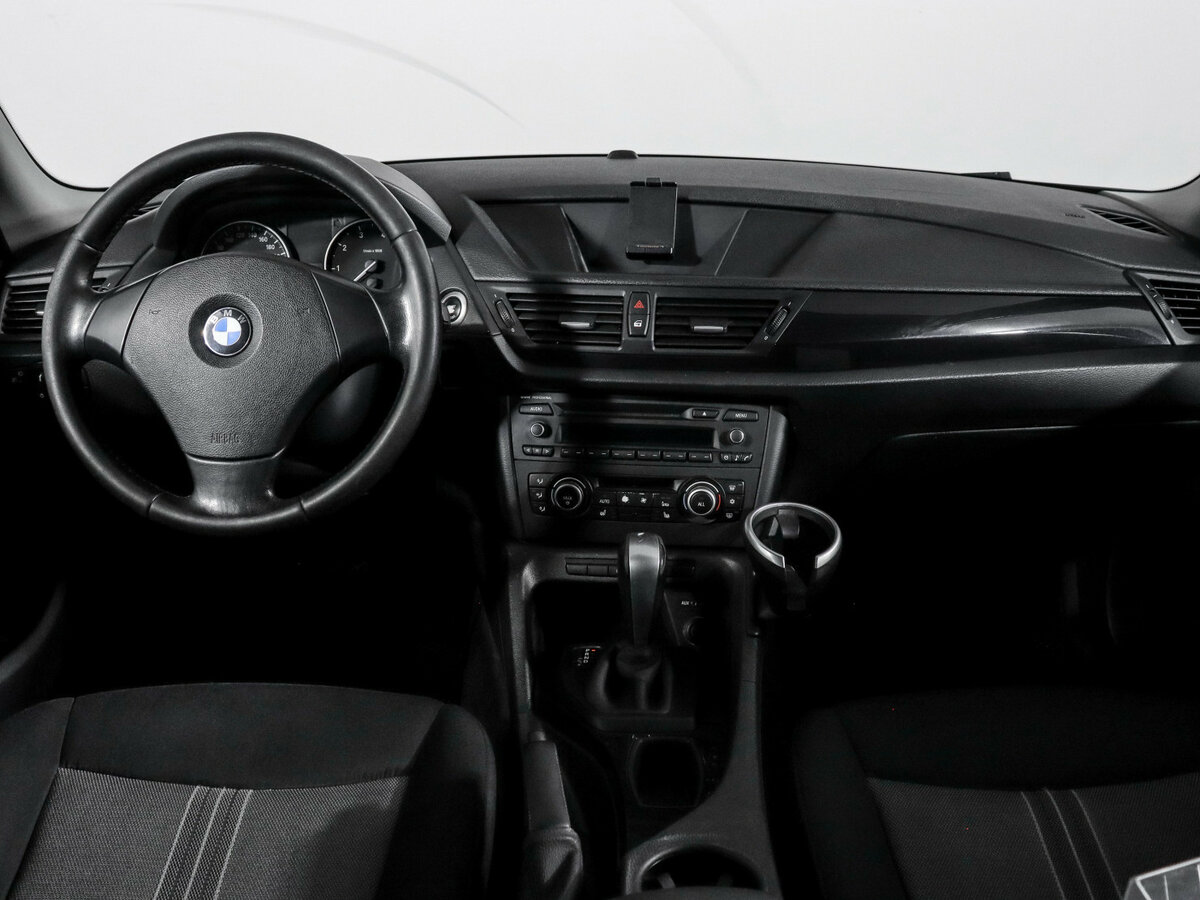 Купить BMW X1 с пробегом. Фото: #11