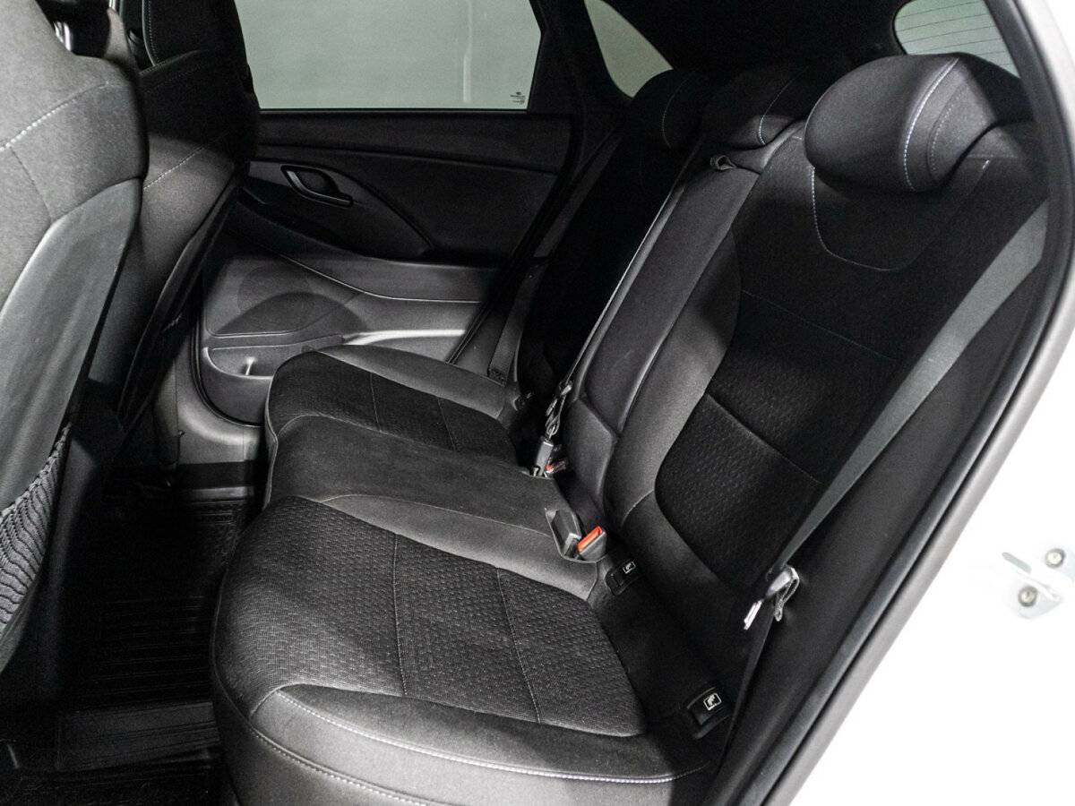 Купить Hyundai i30 N с пробегом. Фото: #9