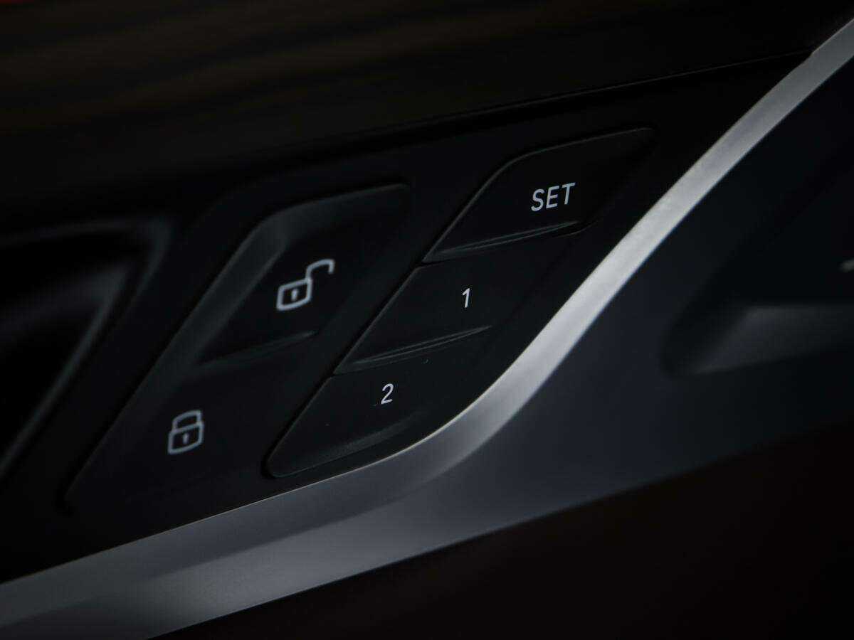 Купить BMW X3 с пробегом. Фото: #16