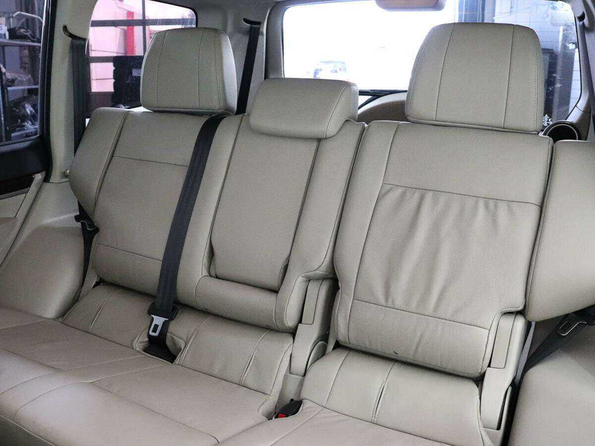 Купить Mitsubishi Pajero с пробегом. Фото: #11