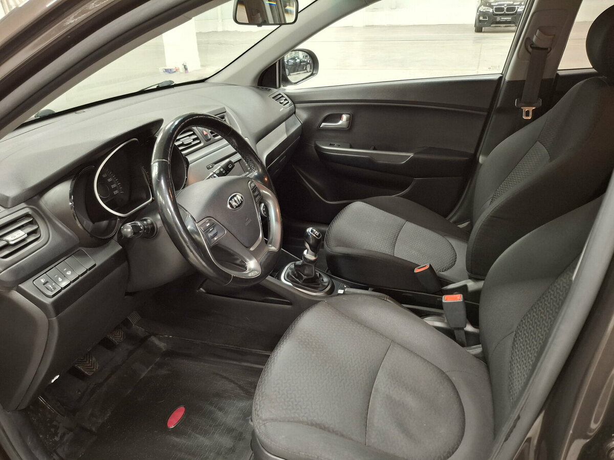 Купить Kia Rio с пробегом. Фото: #15
