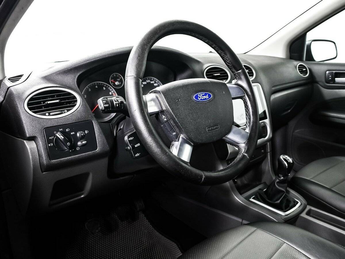 Купить Ford Focus с пробегом. Фото: #12