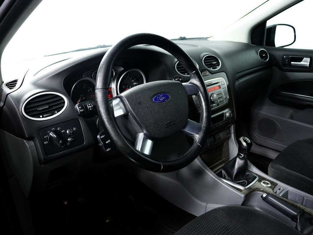Купить Ford Focus с пробегом. Фото: #12