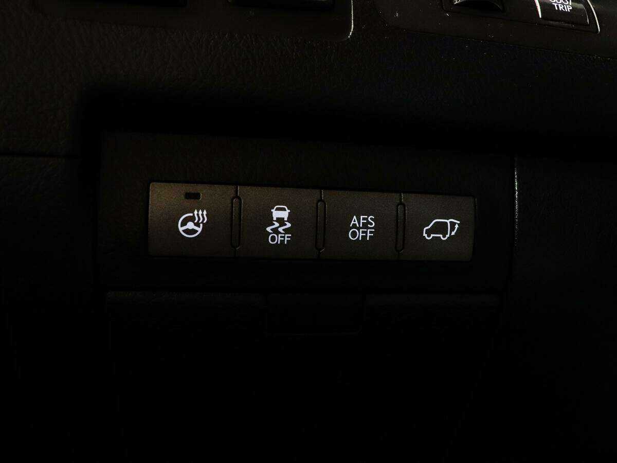 Купить Lexus LX с пробегом. Фото: #23