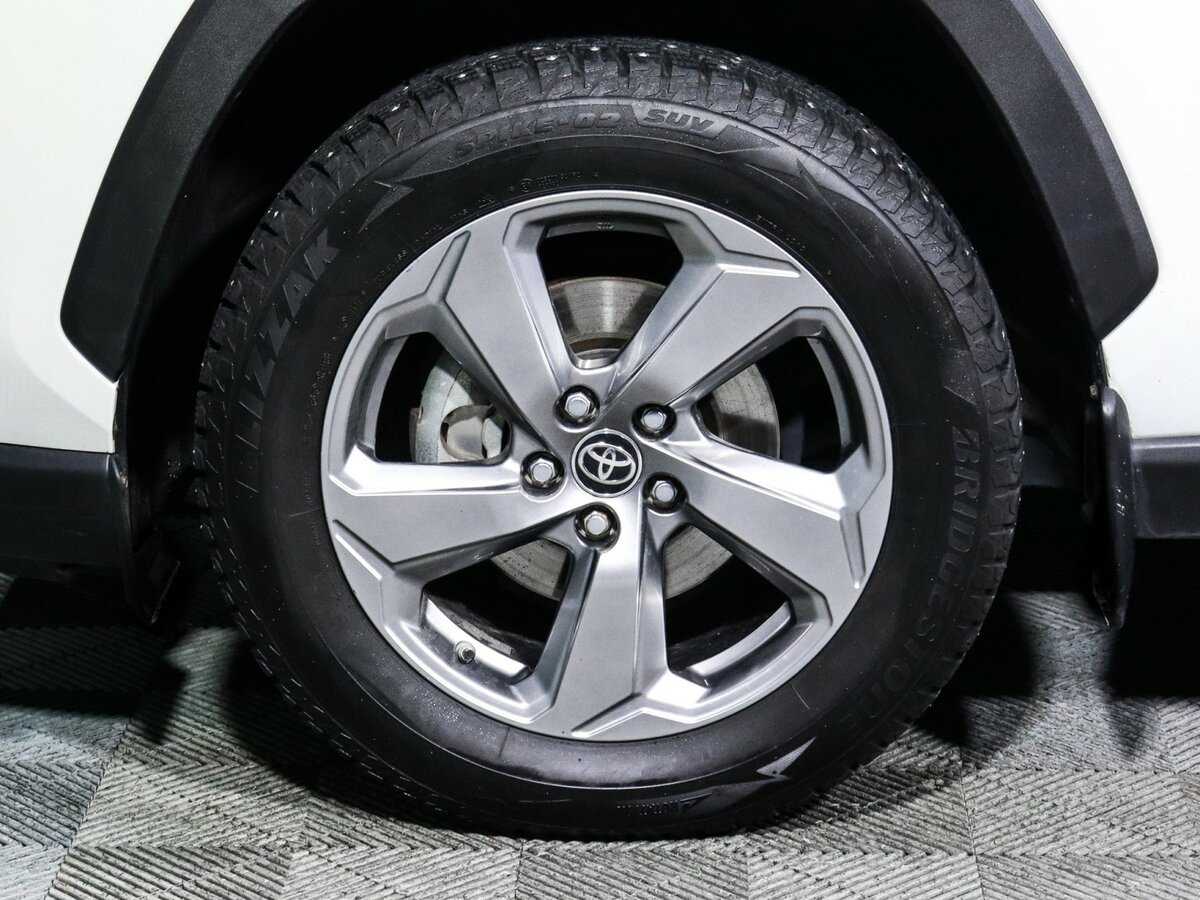 Купить Toyota RAV4 с пробегом. Фото: #14