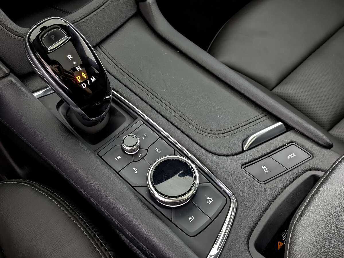 Купить Cadillac XT5 с пробегом. Фото: #26