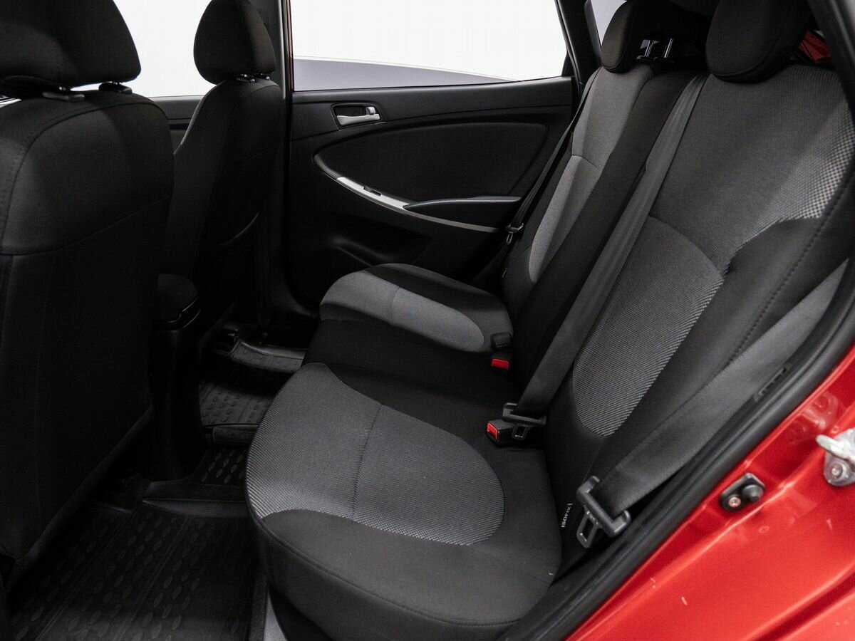 Купить Hyundai Solaris с пробегом. Фото: #12