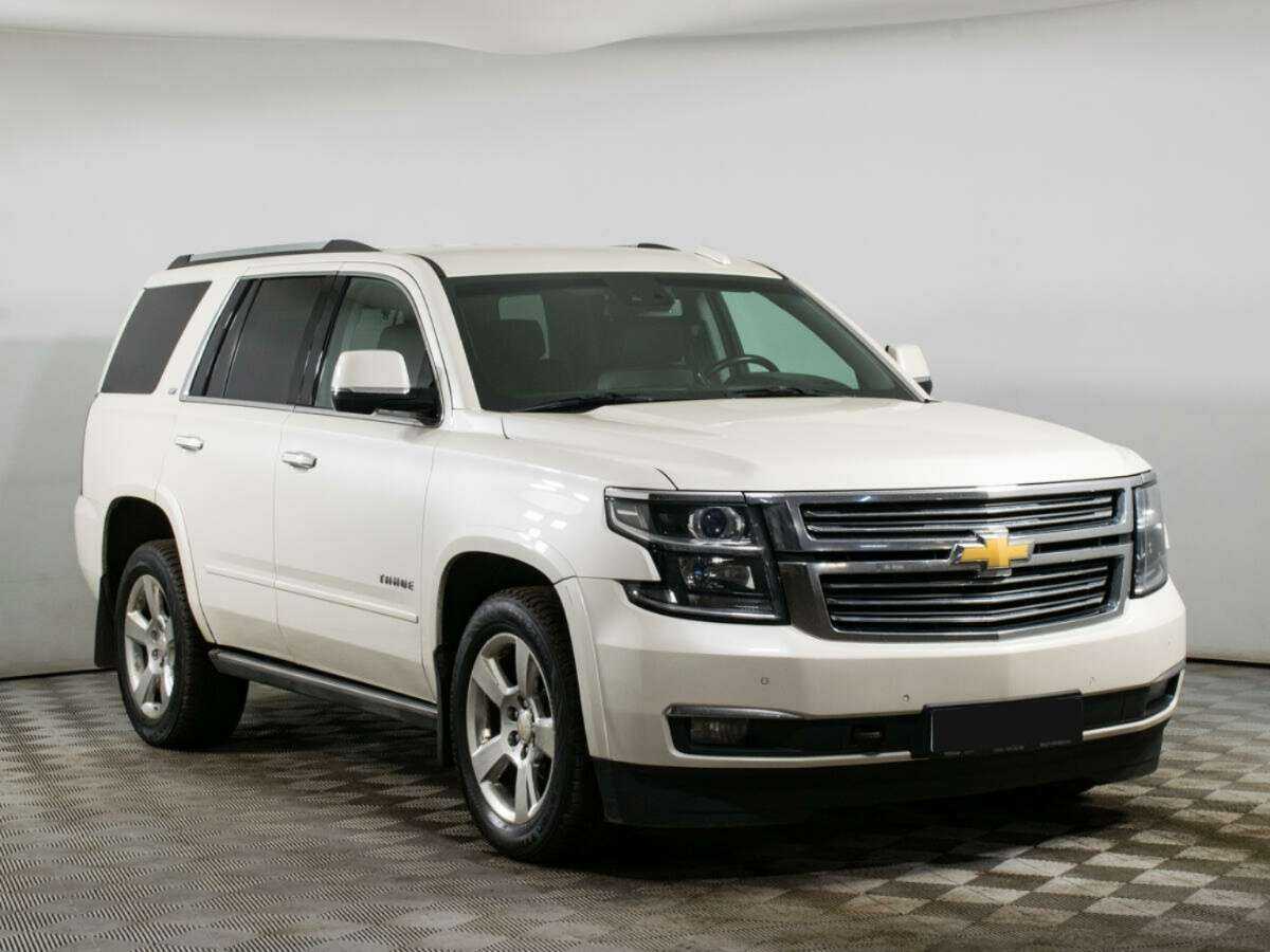 Купить Chevrolet Tahoe с пробегом. Фото: #2