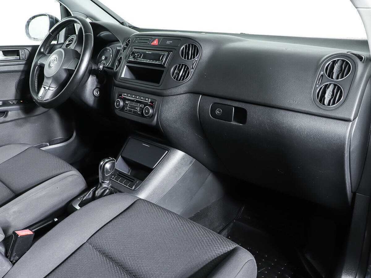 Купить Volkswagen Golf Plus с пробегом. Фото: #7
