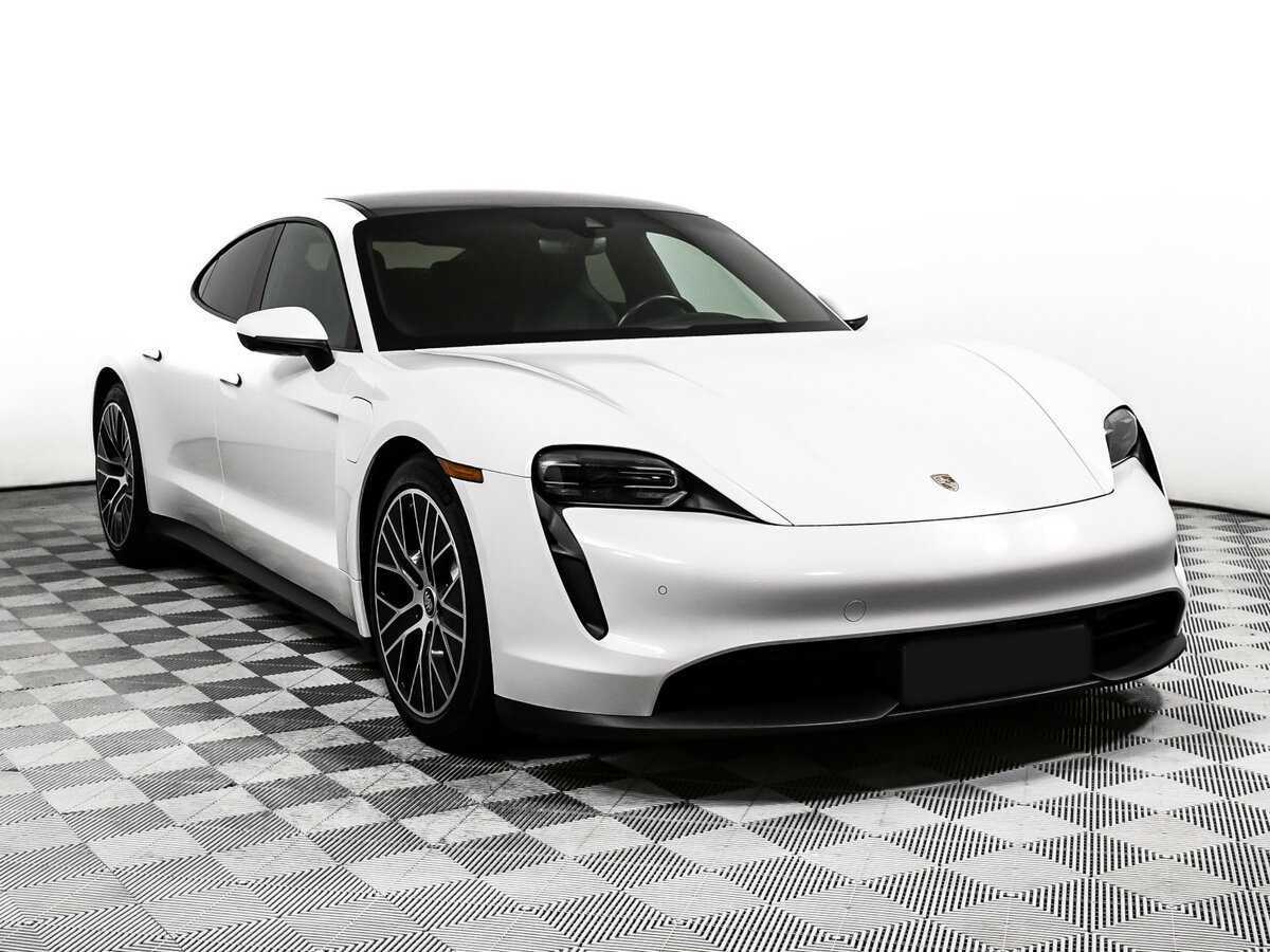 Купить Porsche Taycan с пробегом. Фото: #2