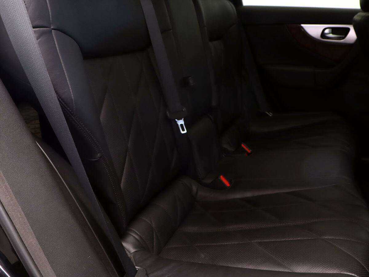 Купить Infiniti FX с пробегом. Фото: #5