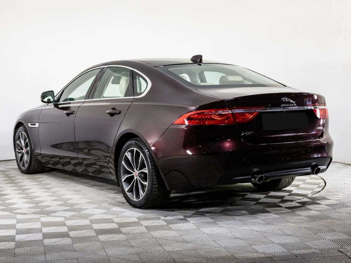 Купить Jaguar XF с пробегом. Фото: #6