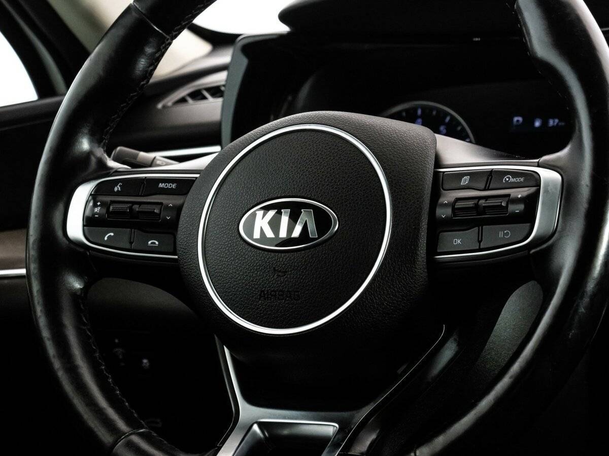 Купить Kia K5 с пробегом. Фото: #10