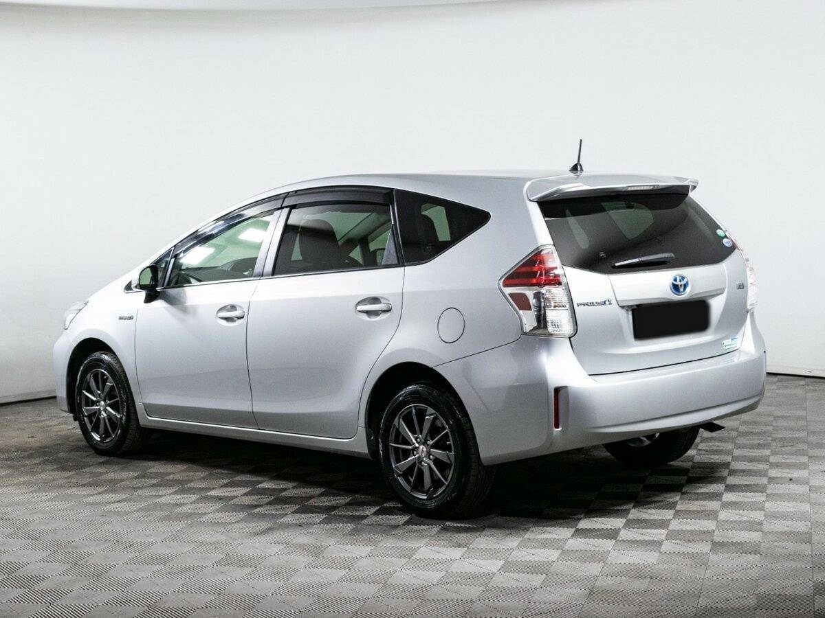 Купить Toyota Prius Alpha с пробегом. Фото: #6
