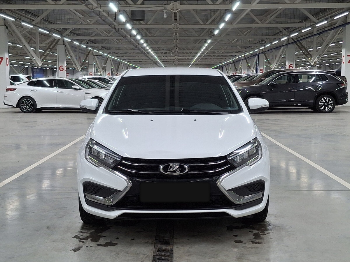 Купить Lada (ВАЗ) Vesta с пробегом. Фото: #1