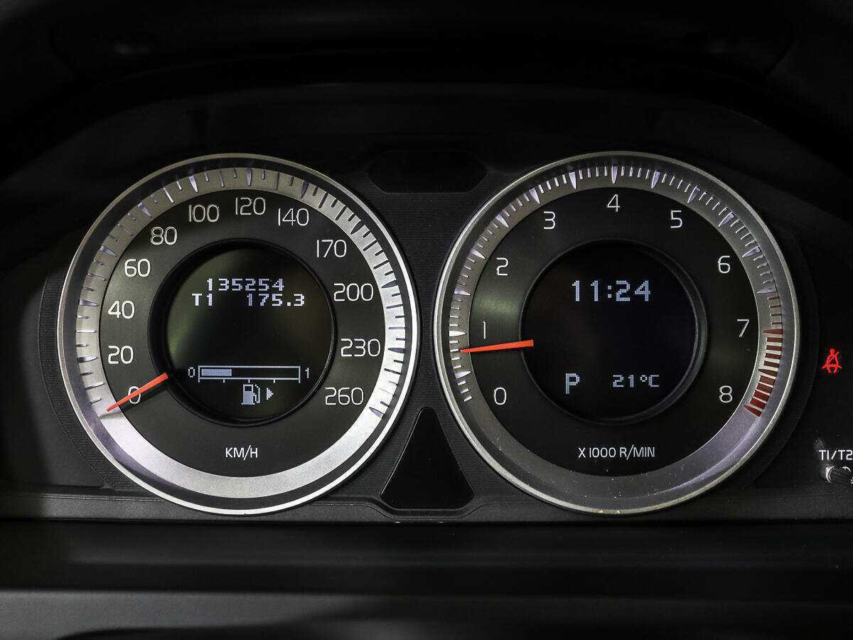Купить Volvo S60 с пробегом. Фото: #9
