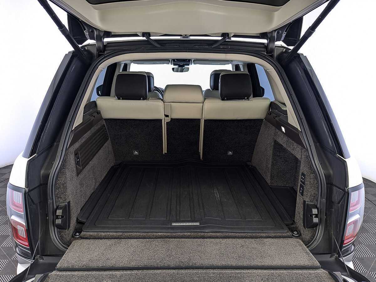 Купить Land Rover Range Rover с пробегом. Фото: #9