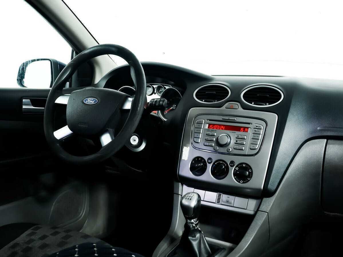 Купить Ford Focus с пробегом. Фото: #8