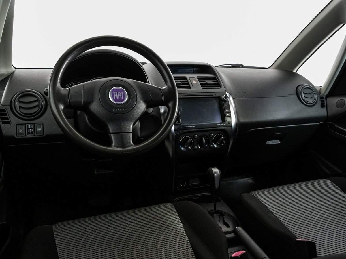 Купить Fiat Sedici с пробегом. Фото: #10