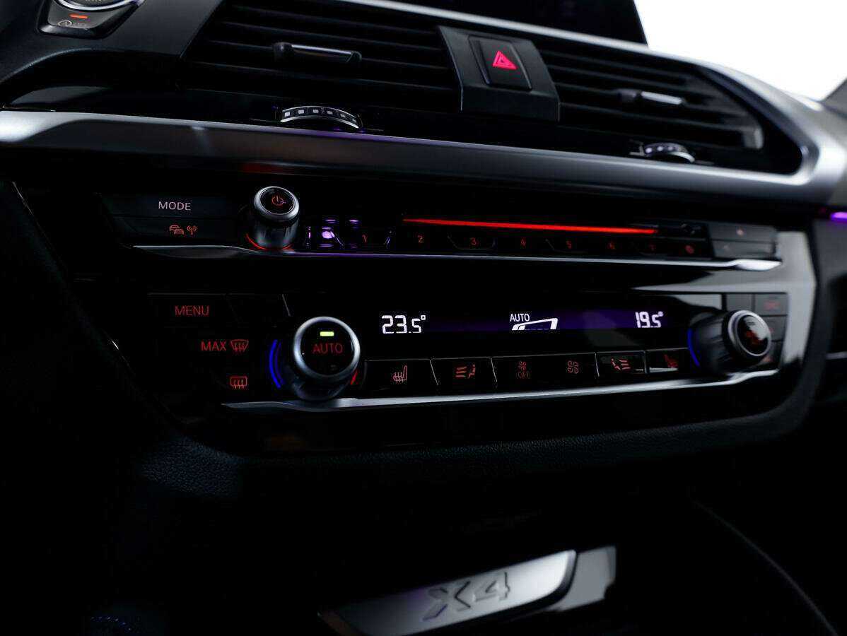 Купить BMW X4 с пробегом. Фото: #19